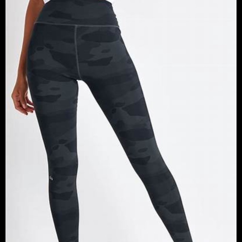 ALO Yoga Black Camo High-Waist Leggings